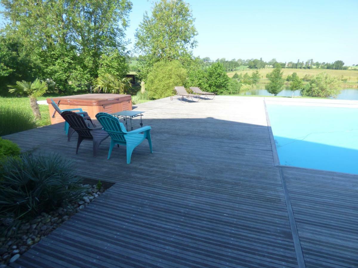Domaine En Castanet Bed and Breakfast Caraman Exteriör bild